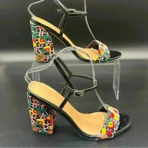 ASOS Shoes - ASOS embroidered block heel size 8